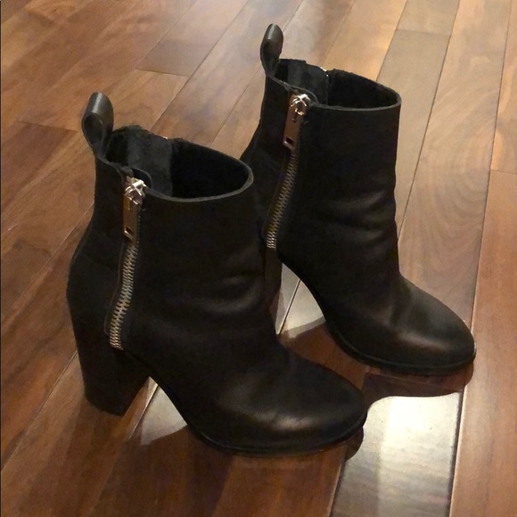Diesel Zip Up Ankle Boots Size 7 - Picture 3 of 8
